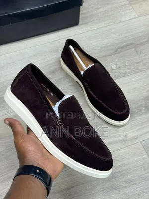 Hugo Boss First Leather 
Size 39-45