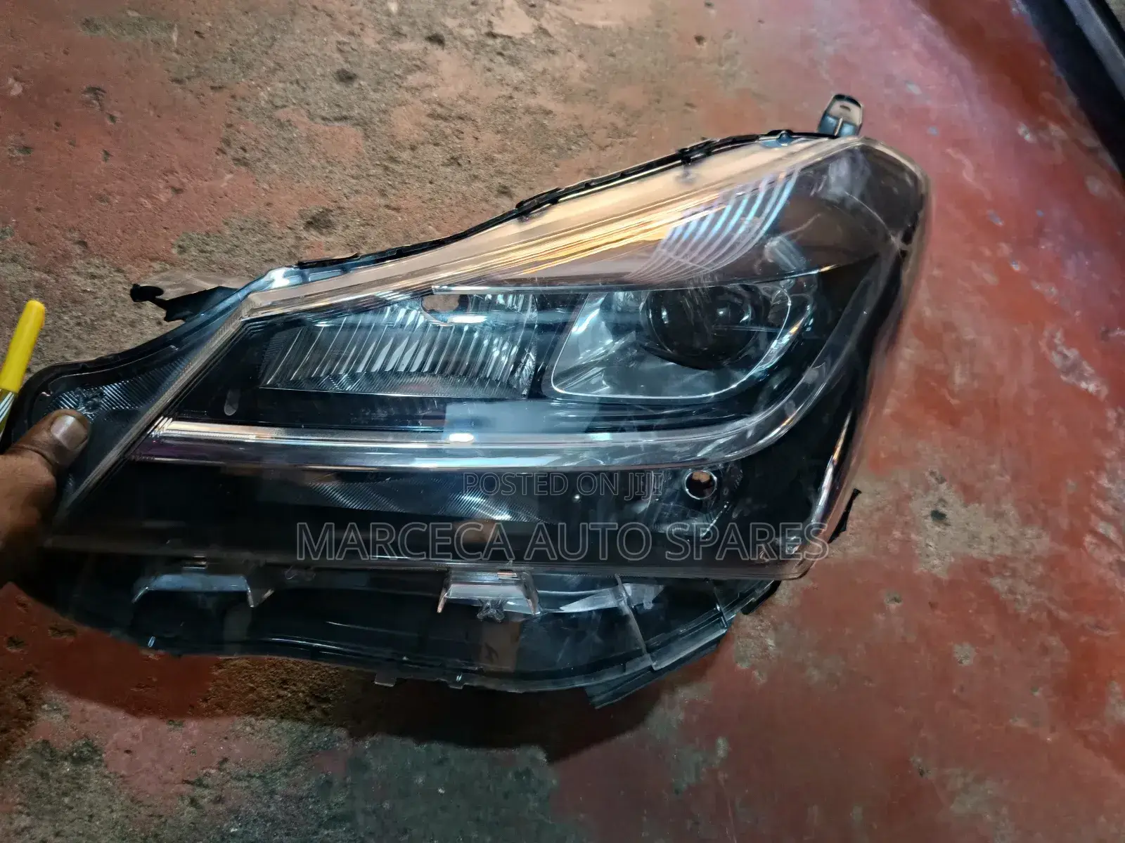 Headlight Vitz Xenon Koito 52-270 Xenon