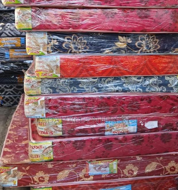 Super Dream 5×6 Foam Mattress – Medium Density 6-Inch Reliable Comfort