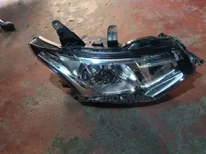Headlight Mistrubishi Outlander 2014 Non.