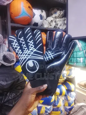 Uhlsport Goalkeeper Gloves – Premium Grip, Comfort Shock Absorption
