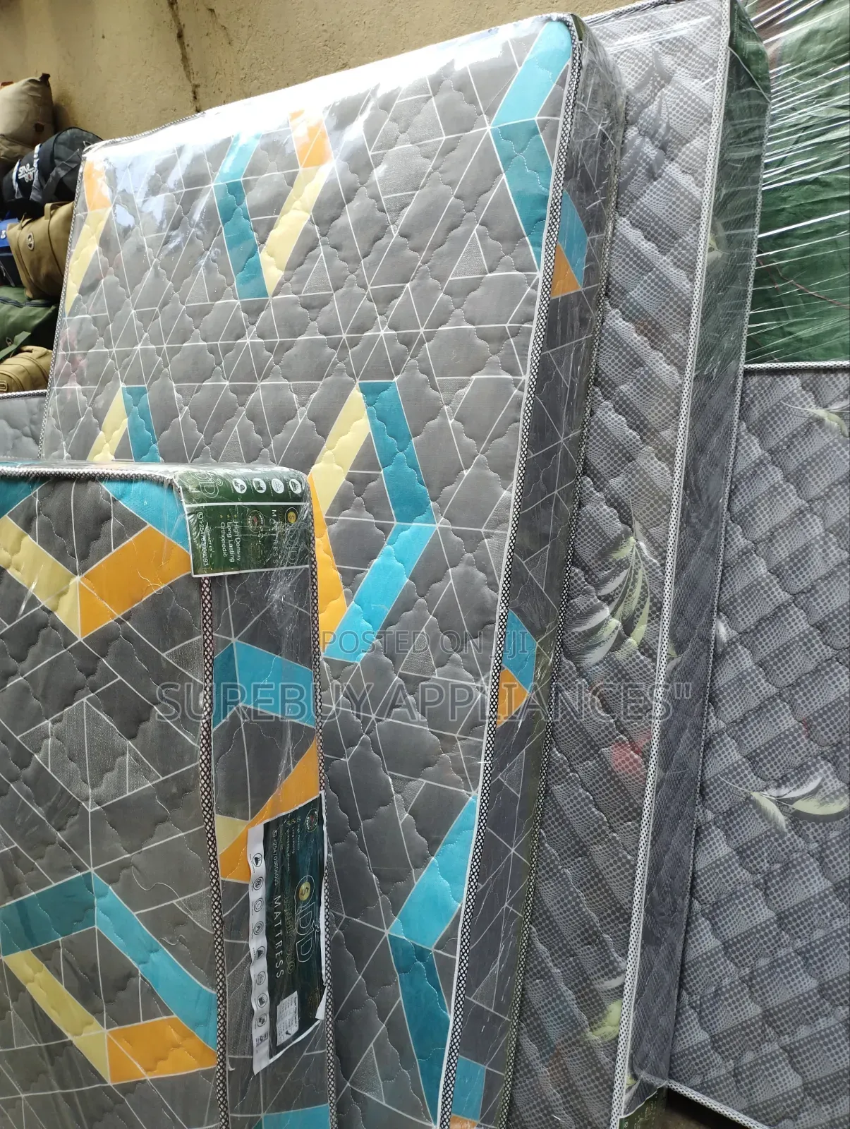 Vivo 4×6×8 High Density Quilted Mattress