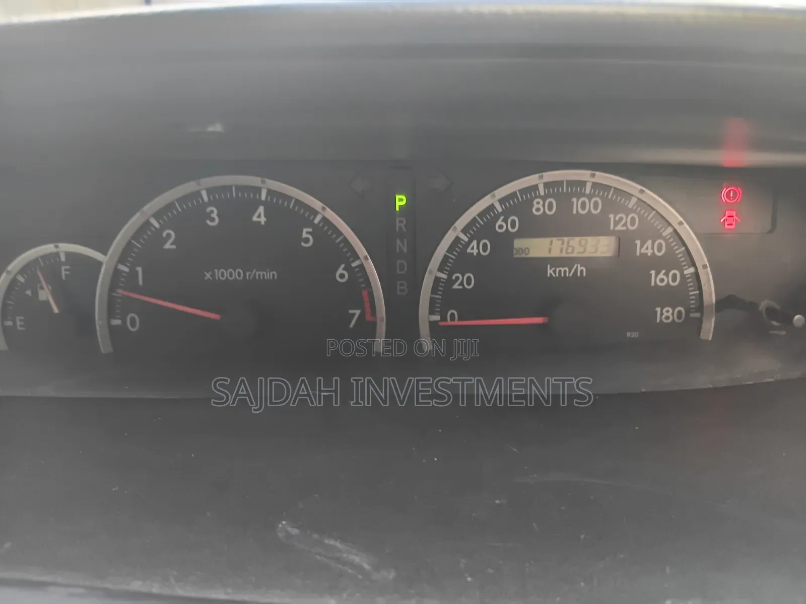 Toyota Noah 2.0 FWD (8 Seater) 2005 White