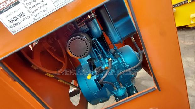 Esquire 500l Diesel Concrete Mixing Machine. - thumbnail 2
