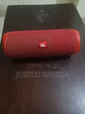 JBL Flip 5 Bluetooth Speaker