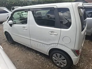 Suzuki Wagon R 2017 White