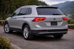 Volkswagen Tiguan 2.0T SE AWD 4MOTION 2019 Gray