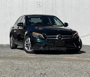 Mercedes-Benz C200 2019 Green
