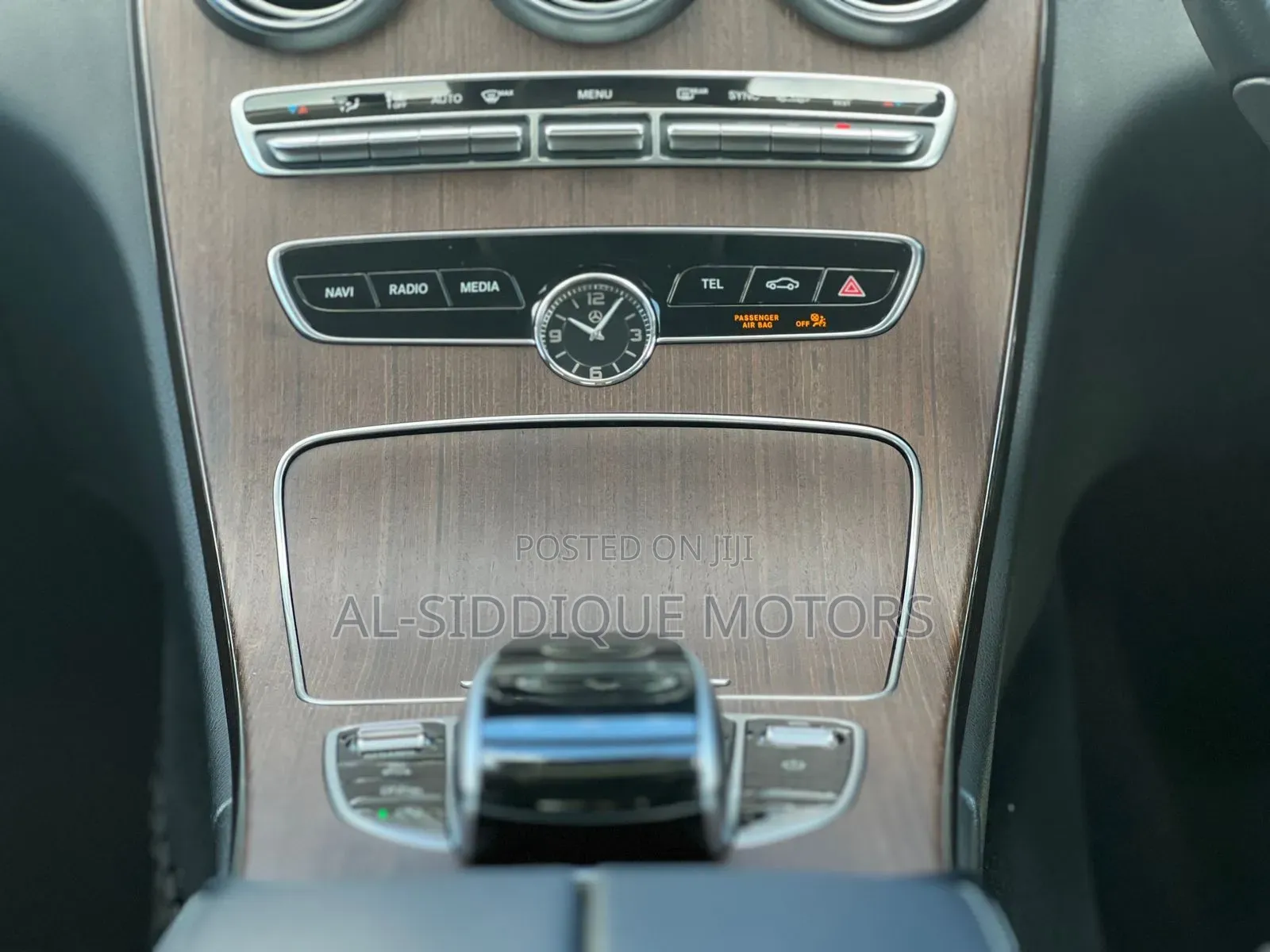 Mercedes-Benz C200 2019 Green