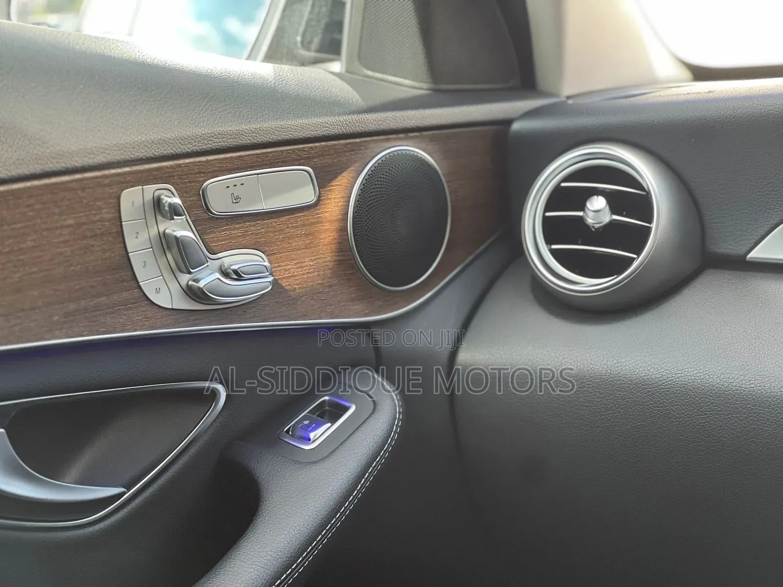 Mercedes-Benz C200 2019 Green