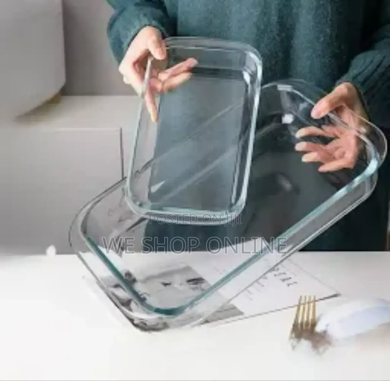 Signature Set of 2 Glass Baking Pans(With 1 Glove)