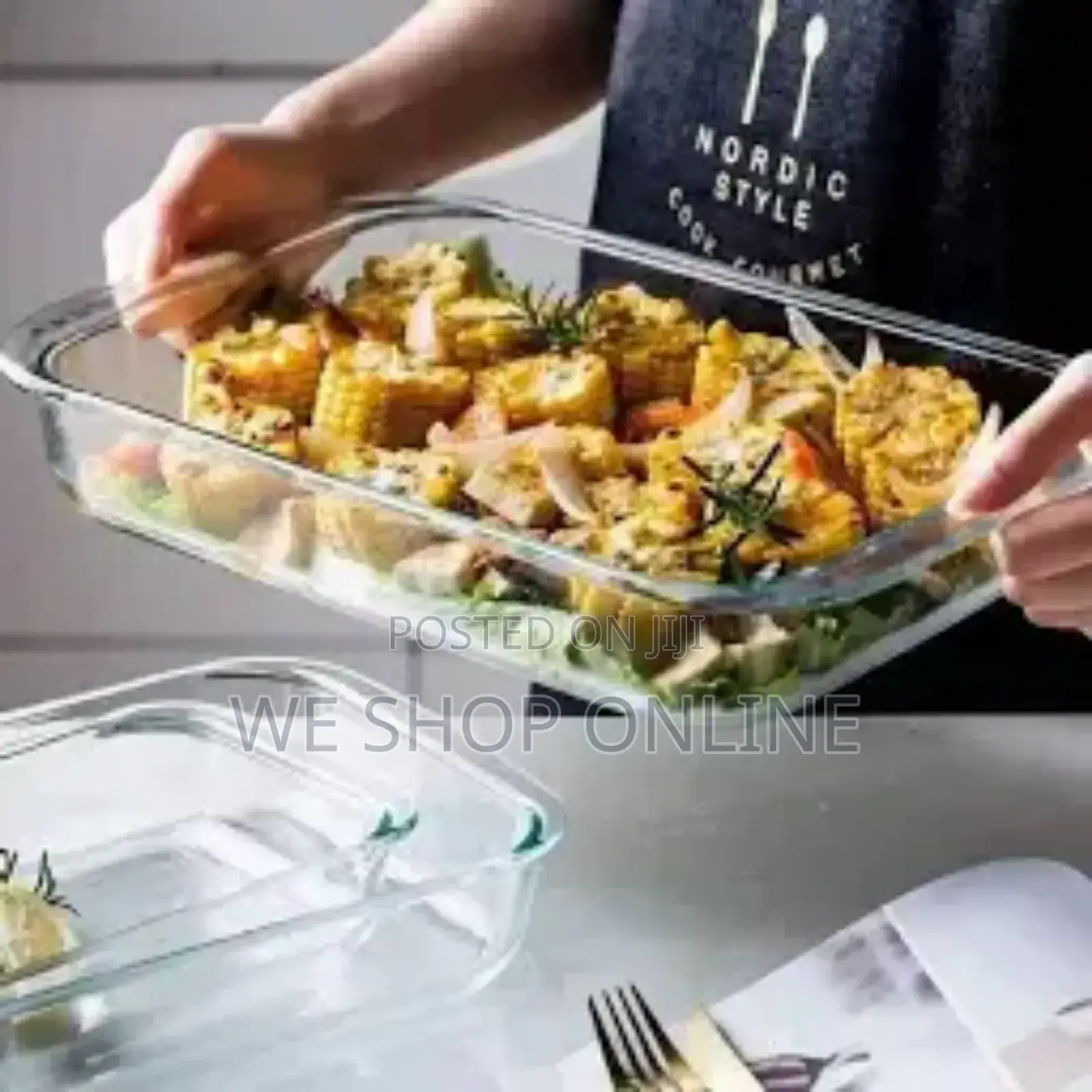 Signature Set of 2 Glass Baking Pans(With 1 Glove)