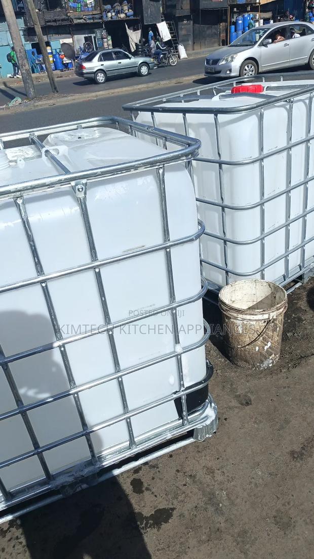 Cage Tanks