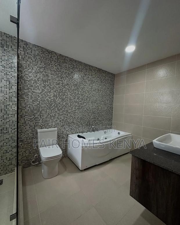 4bdrm Duplex in Valley Arcade for rent - thumbnail 8