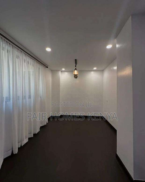 4bdrm Duplex in Valley Arcade for rent - thumbnail 10