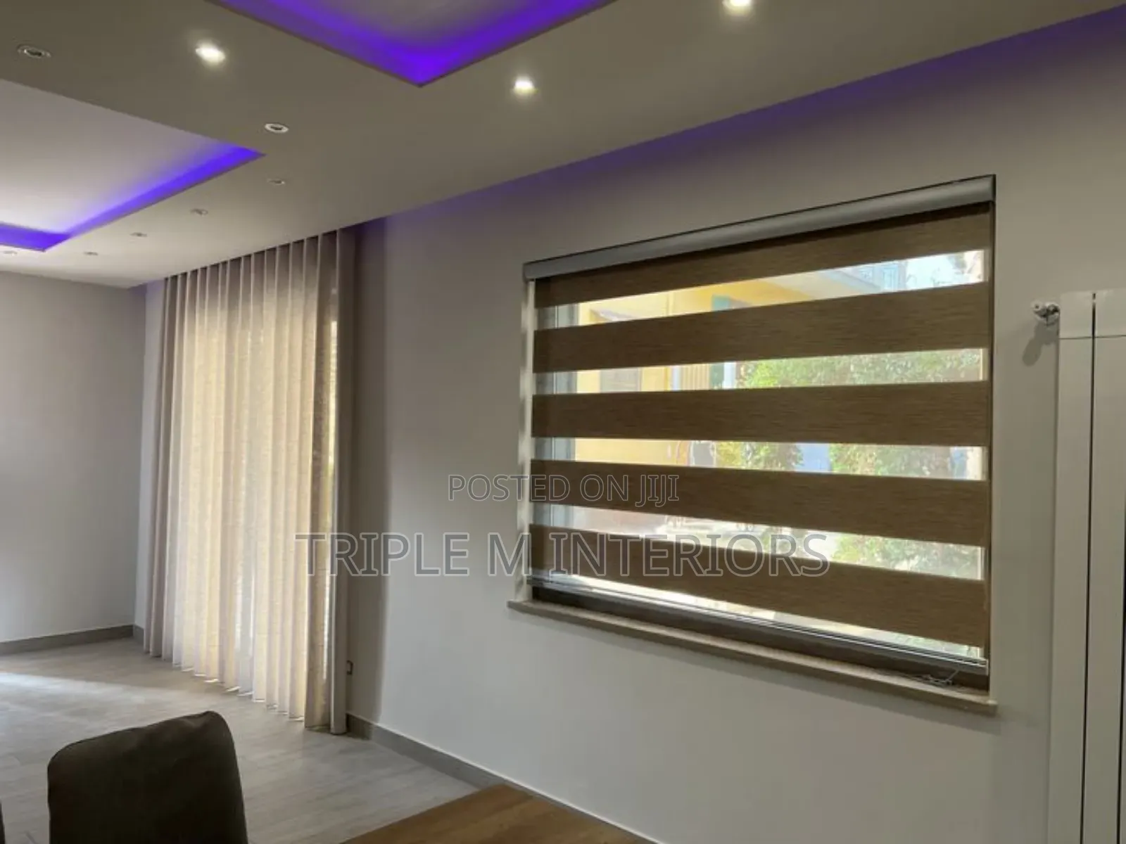 Smooth Rolling Zebra Blinds for Perfect Functionality
