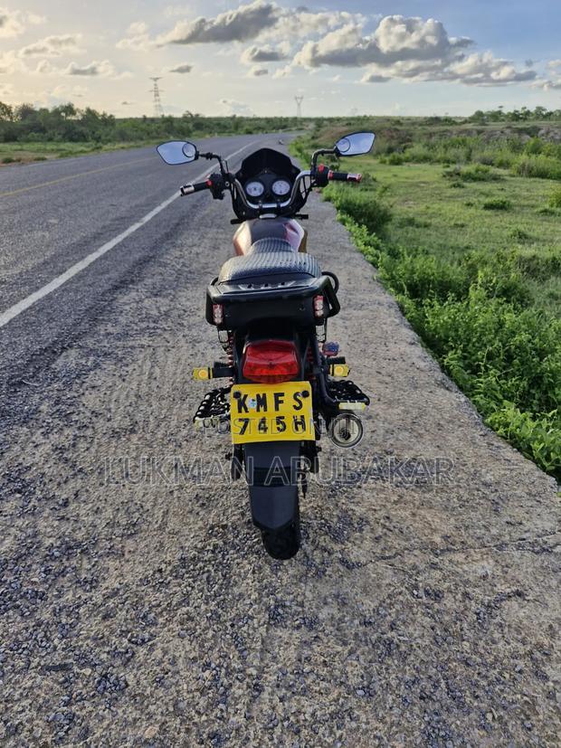 TVS HLX Plus ES 2022 Red - thumbnail 3