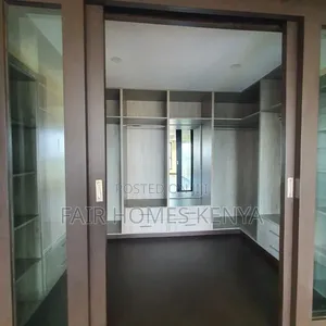 4bdrm Duplex in Valley Arcade for rent
