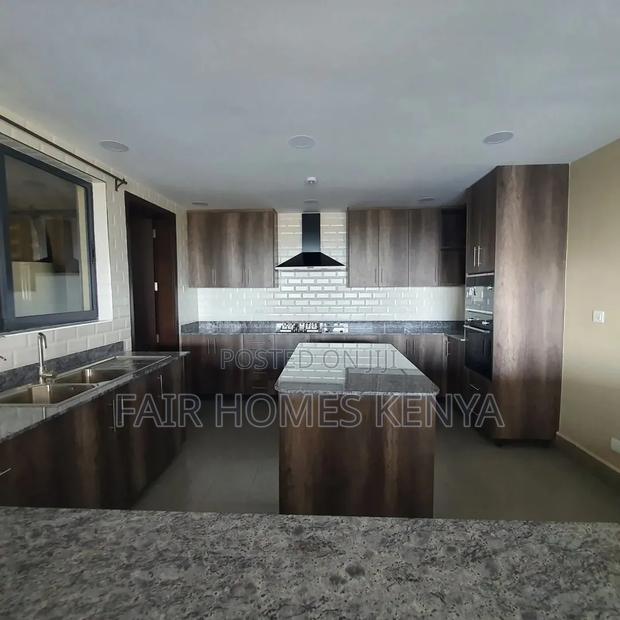 4bdrm Duplex in Valley Arcade for rent - thumbnail 12