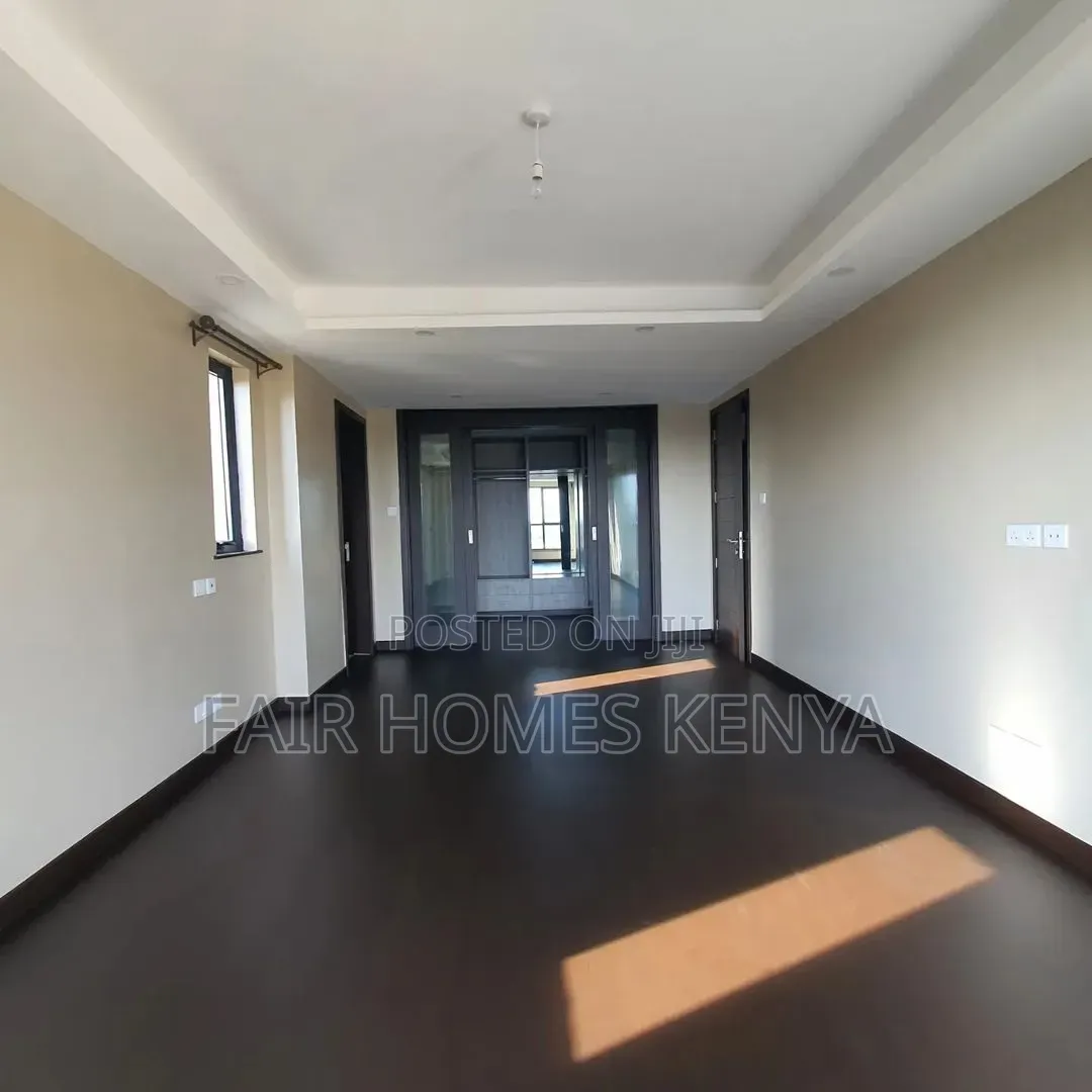 4bdrm Duplex in Valley Arcade for rent