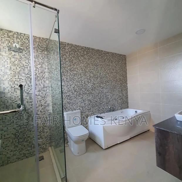 4bdrm Duplex in Valley Arcade for rent - thumbnail 16