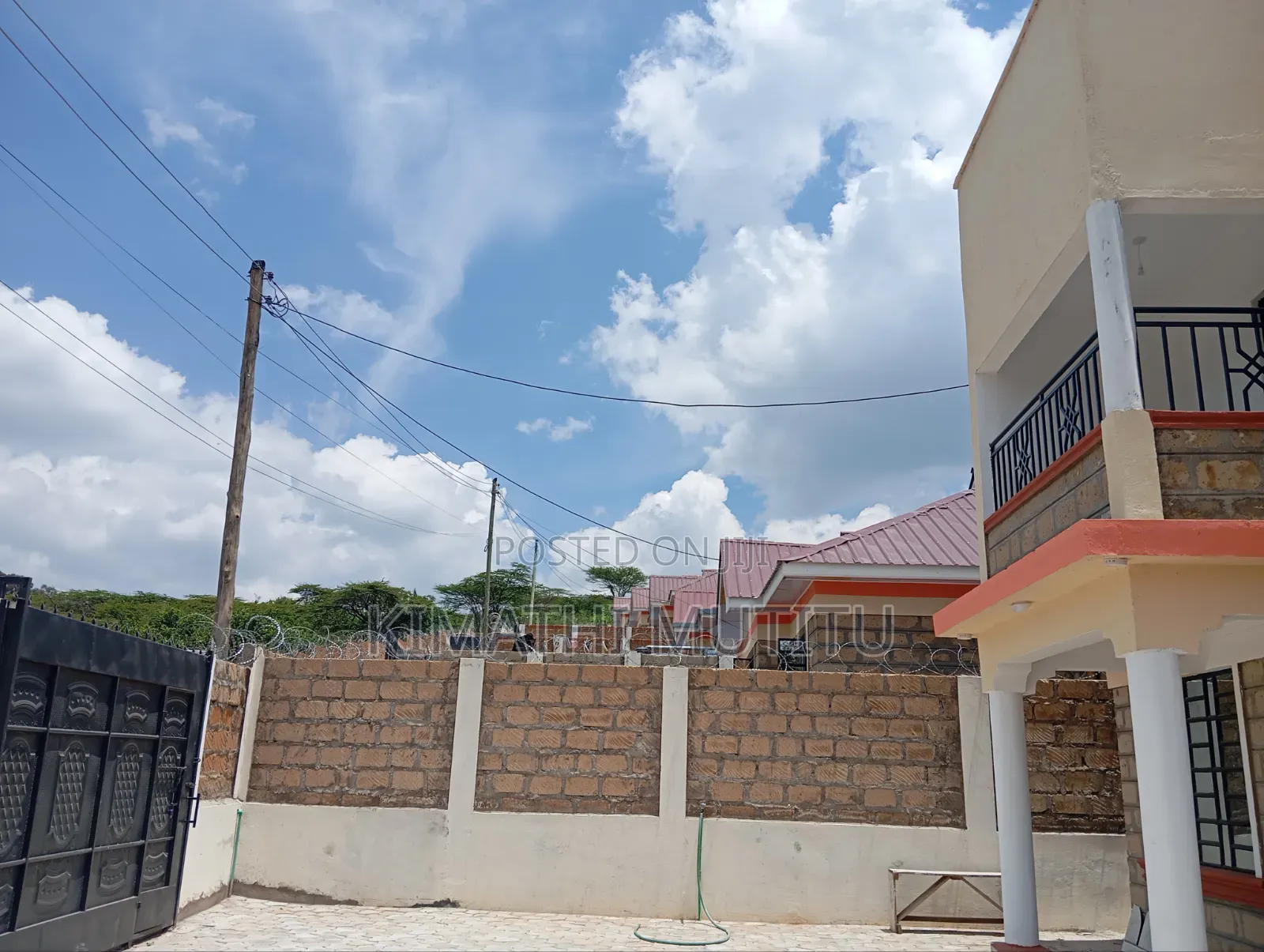 4bdrm Maisonette in Rimpa for sale