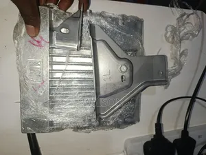 Land Cruiser V8 Lc 300 JBL Radio Amplifier