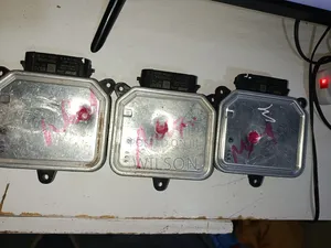 Harrier 2020-2023 Headlight Ballast/Computer