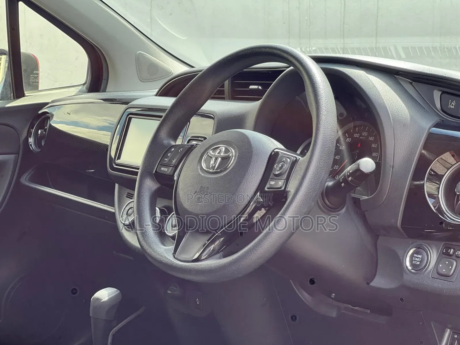 Toyota Vitz 1.5 FWD 5dr 2019 Red