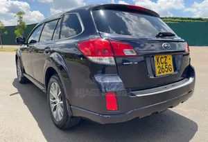 Subaru Outback 2013 Blue