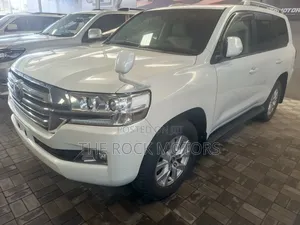 Toyota Land Cruiser 2018 White