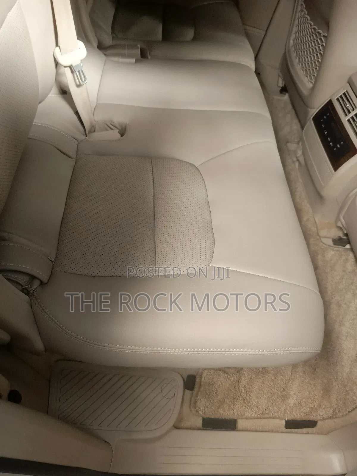Toyota Land Cruiser 2018 White