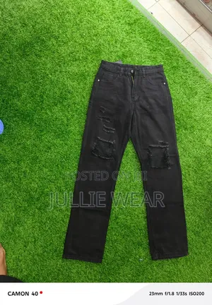 Ladies New Crème Mummy Jeans