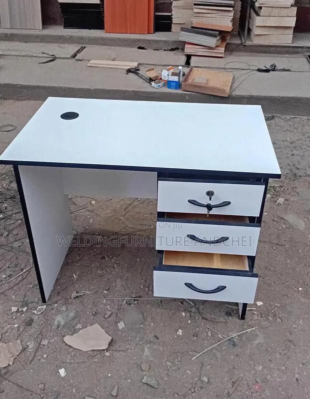 Office Desk 0.9m Order C at #3
