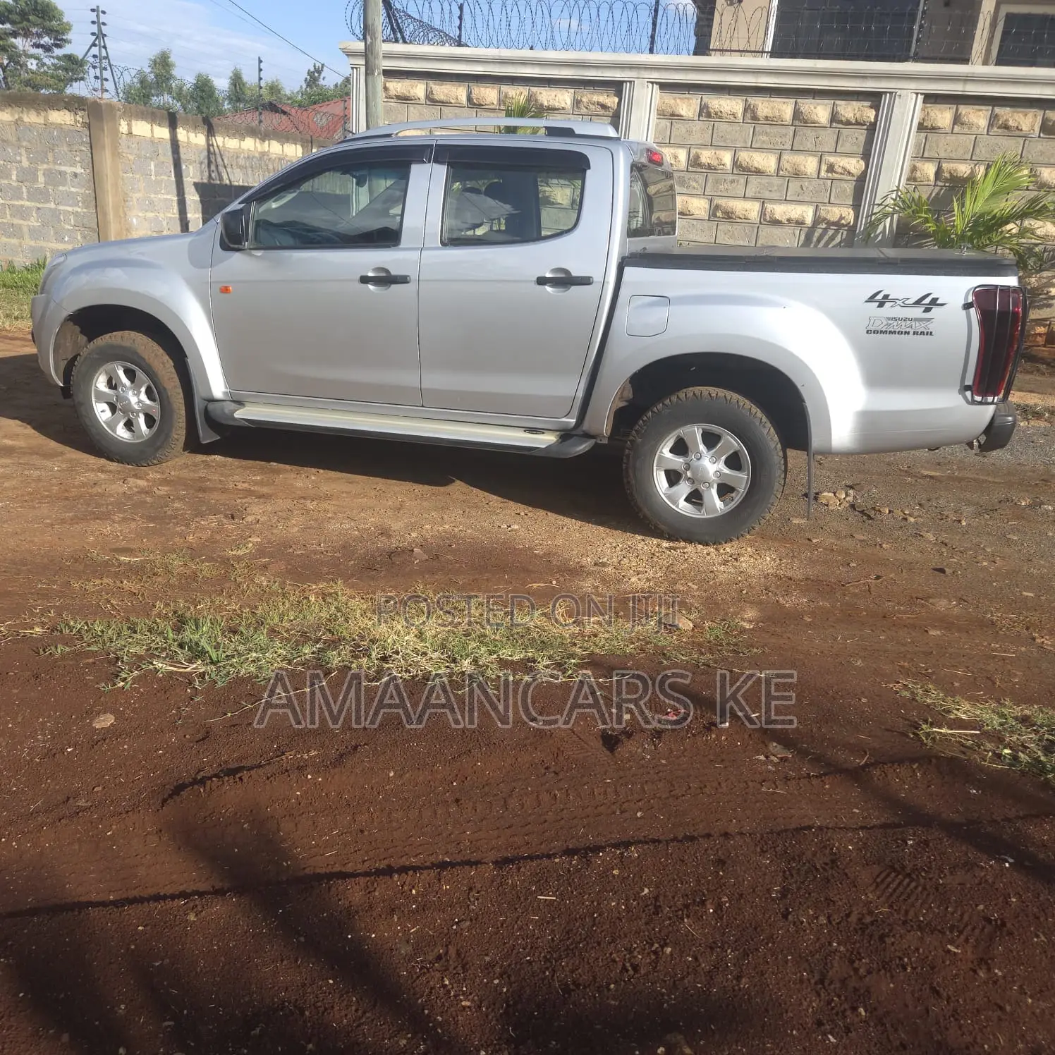 Isuzu D-MAX 2021 Silver