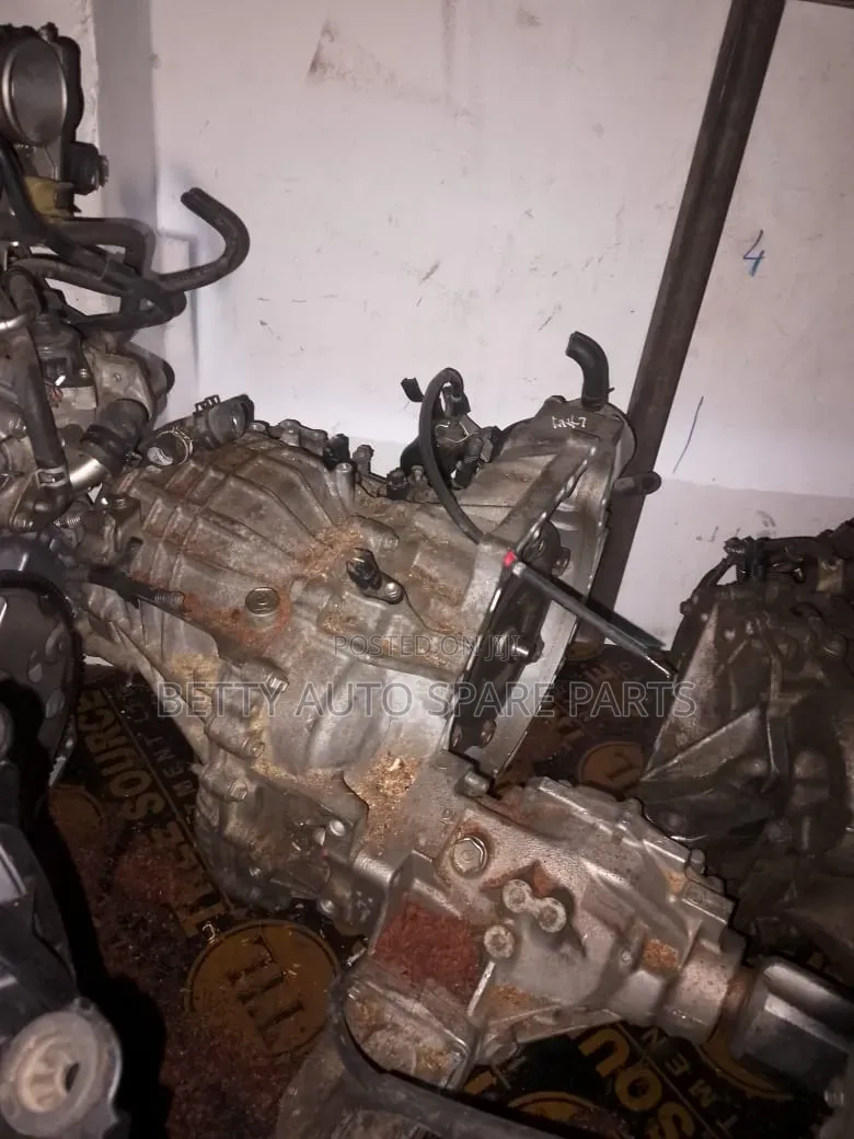 Nissan Camry 1az Gearbox 4wd 8 Pins