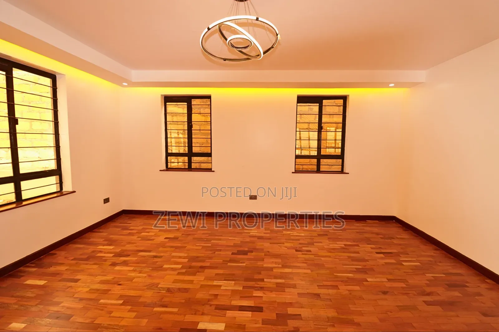 4bdrm Maisonette in Kibiku for sale