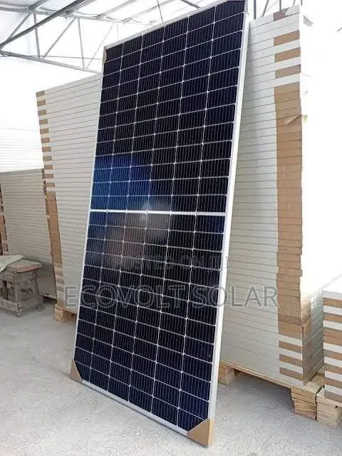 585watts N-Type All Weather Golden Solar Panel