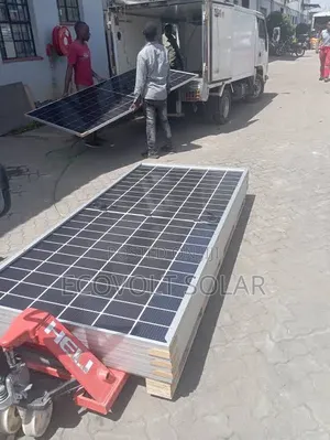 585watts N-Type All Weather Golden Solar Panel