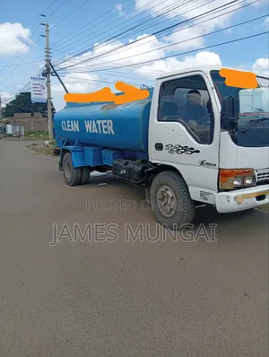 Isuzu NPR Water Boozer