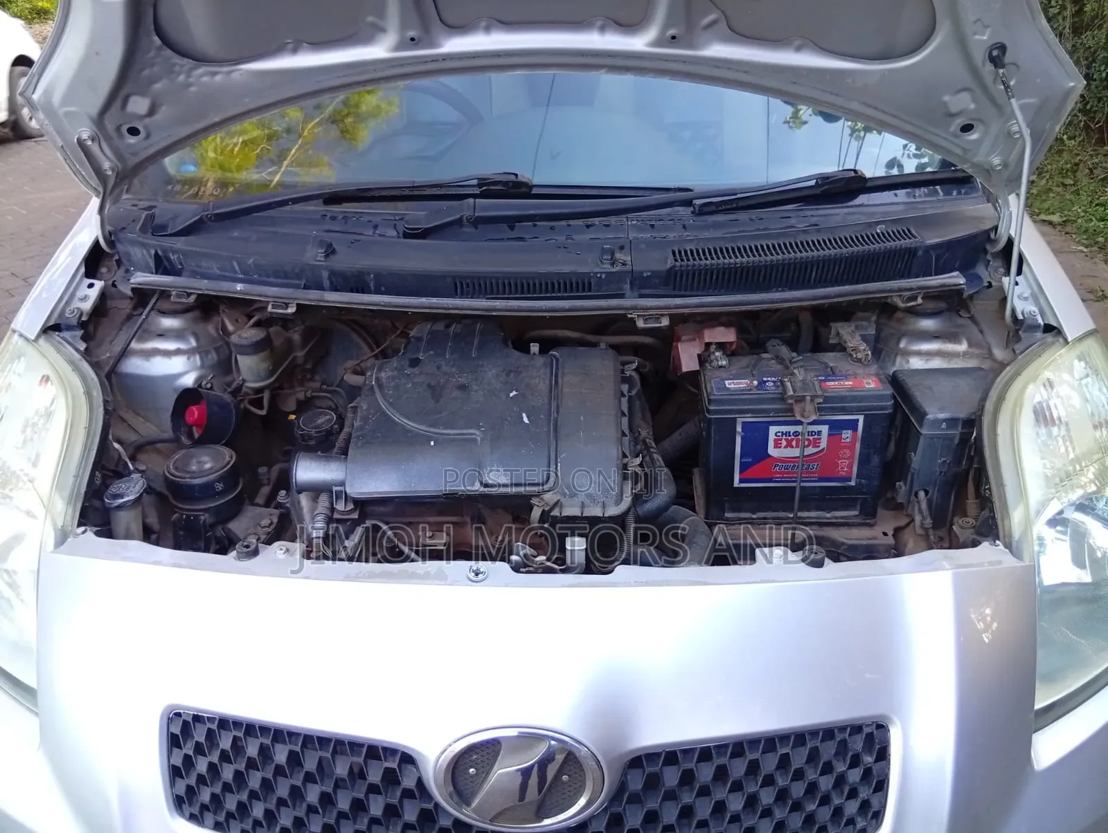 Toyota Vitz 2006 Silver
