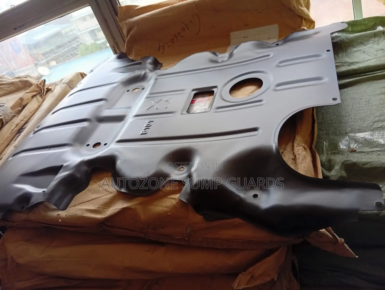 Engine Protection Guard Compatible With BMW X1 (E84)