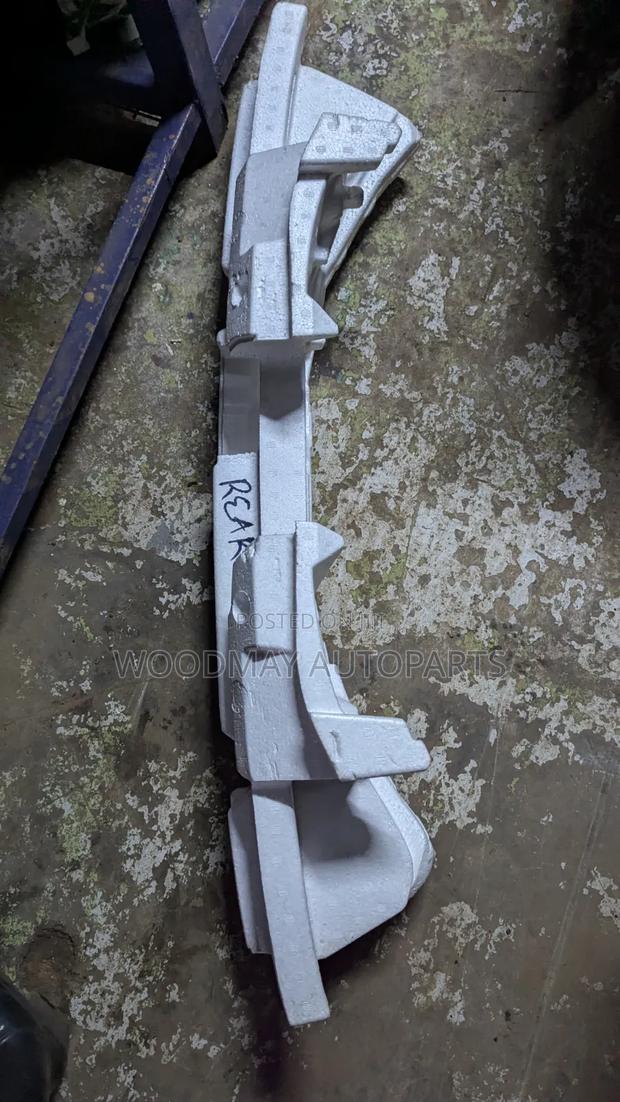 Toyota Harrier Bumper Sponge - main view