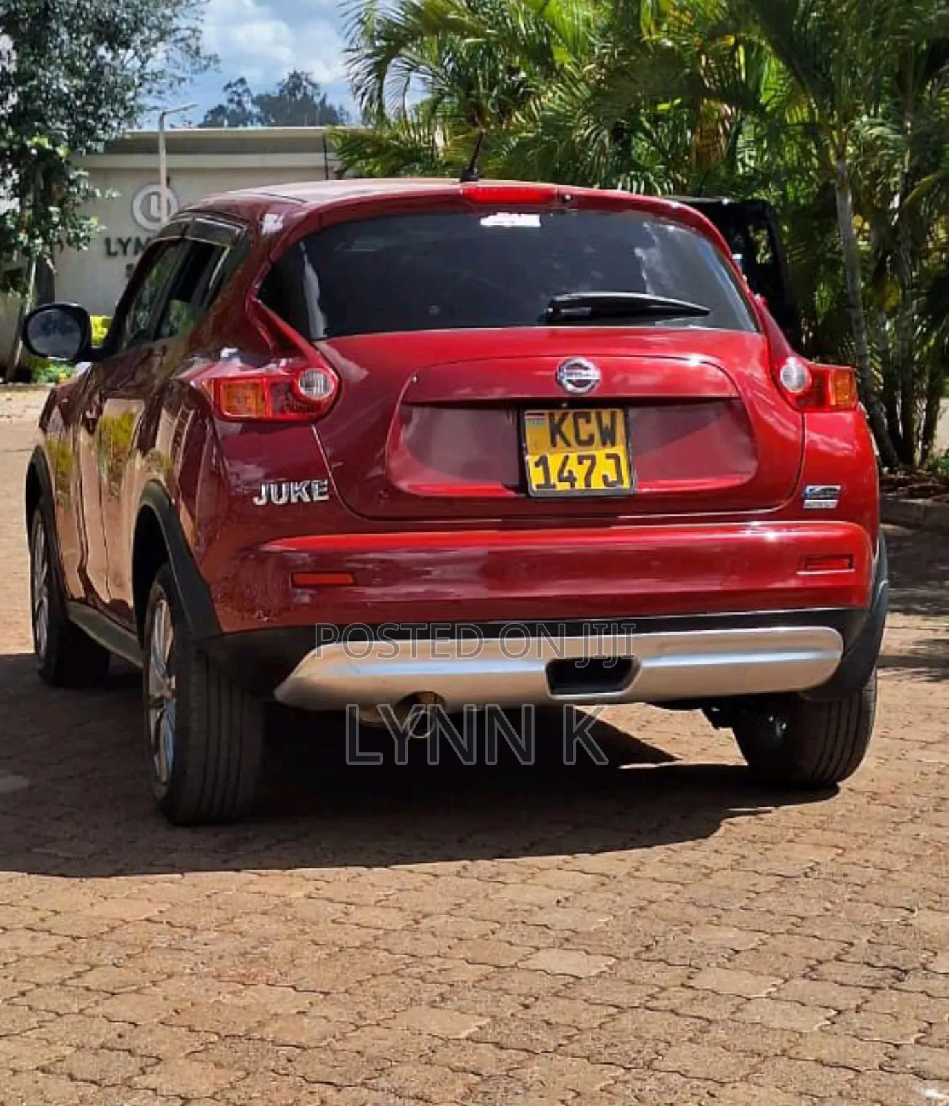 Nissan Juke 2011 Red
