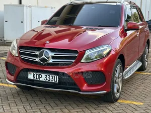 Mercedes-Benz GLE-Class GLE 350d 4MATIC 2019 Red