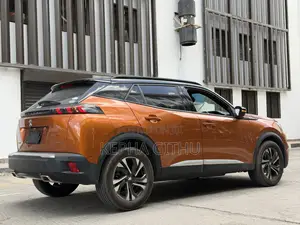 Peugeot 2008 1.2 PureTech (130 Hp) 2020 Brown