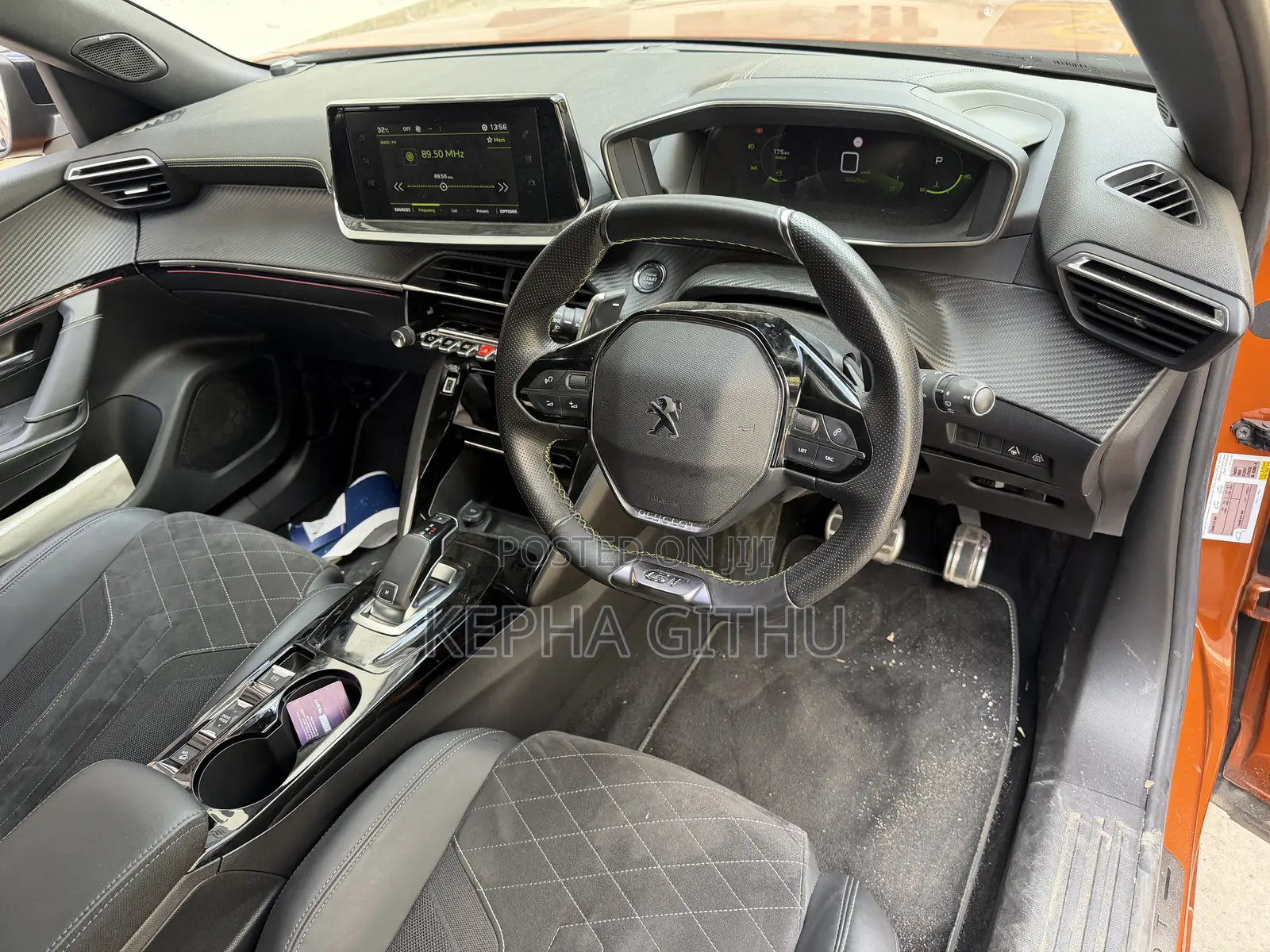 Peugeot 2008 1.2 PureTech (130 Hp) 2020 Brown