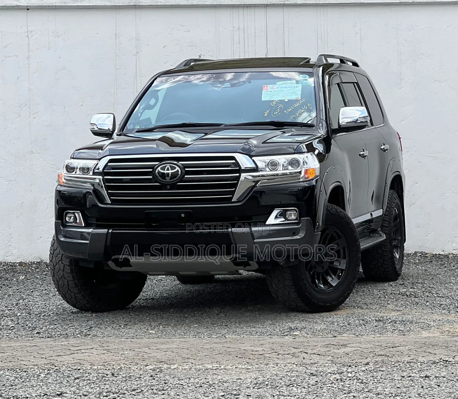 Toyota Land Cruiser 4.6 V8 ZX 2019 Black
