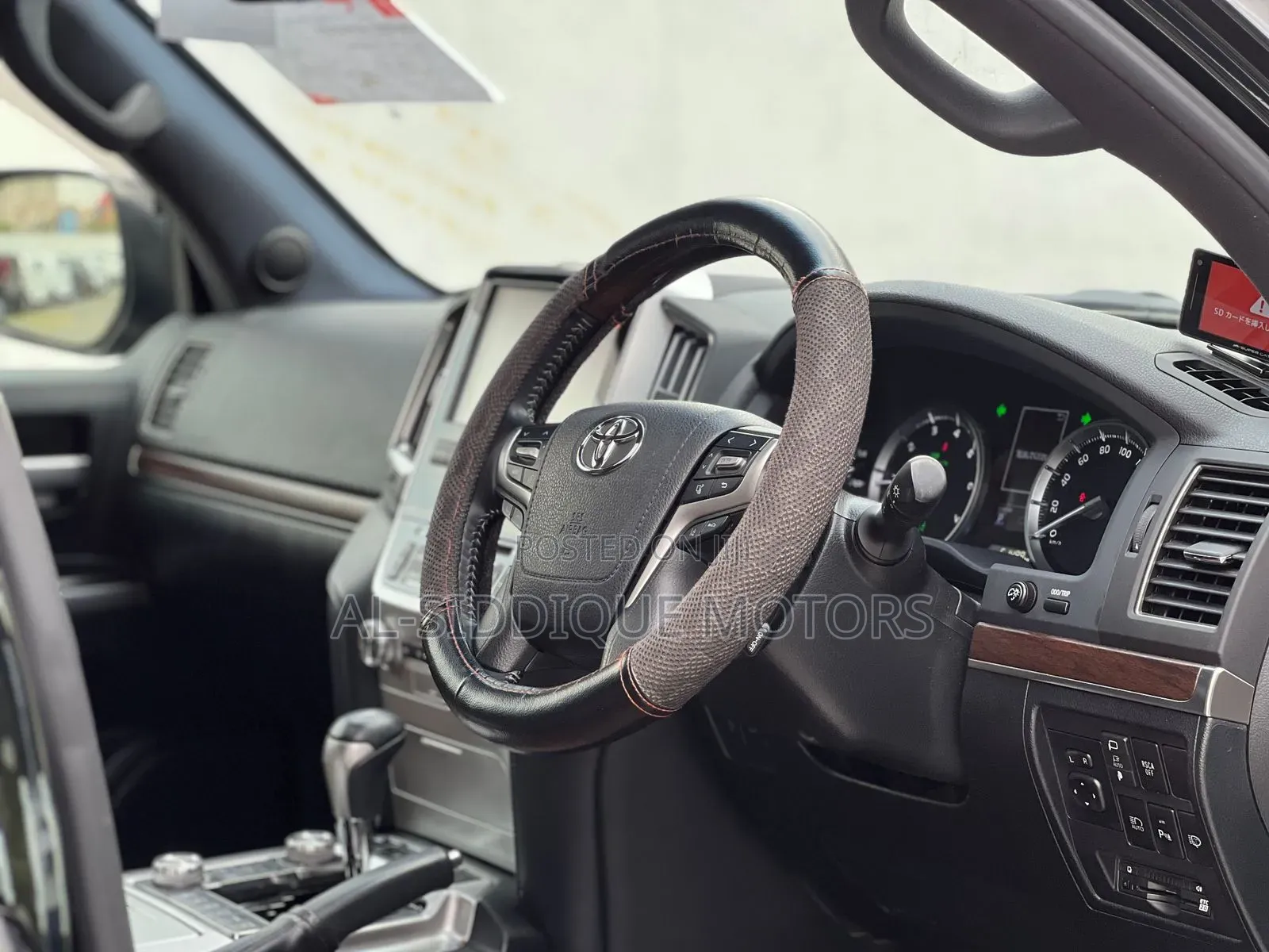 Toyota Land Cruiser 4.6 V8 ZX 2019 Black
