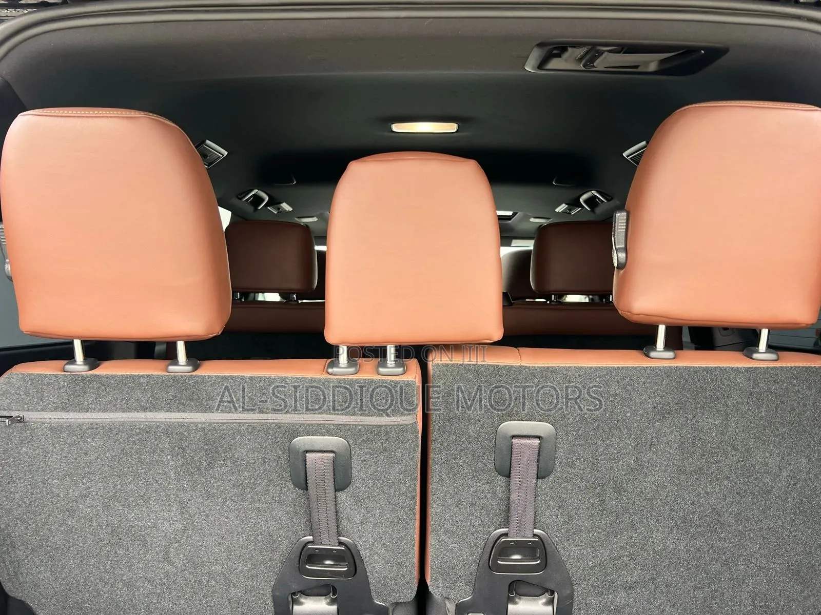 Toyota Land Cruiser 4.6 V8 ZX 2019 Black